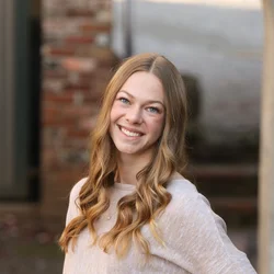 Headshot of Ashley Ryder